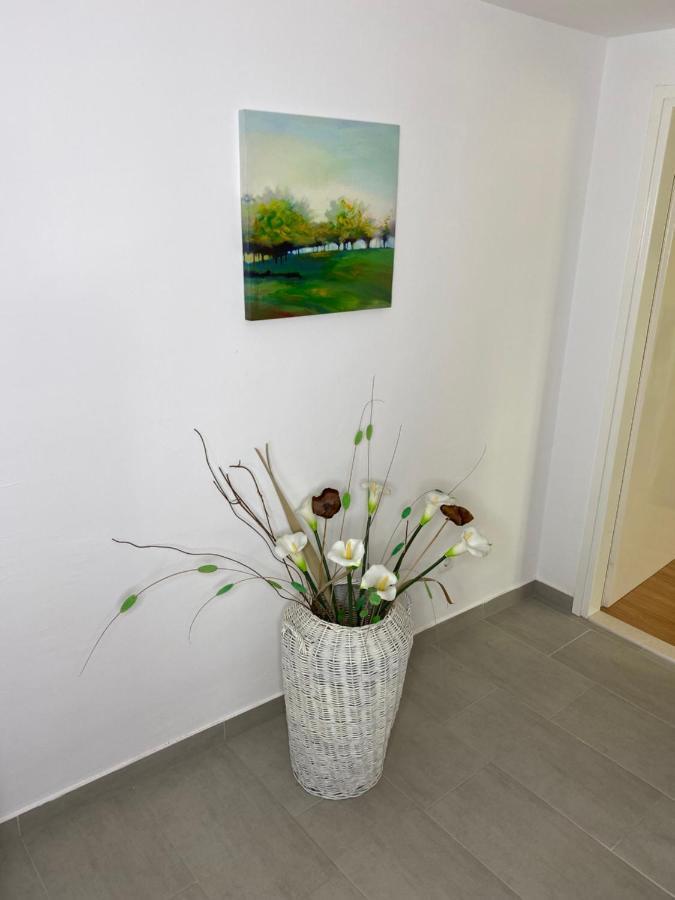 Apartment Carmen Trogir Bagian luar foto